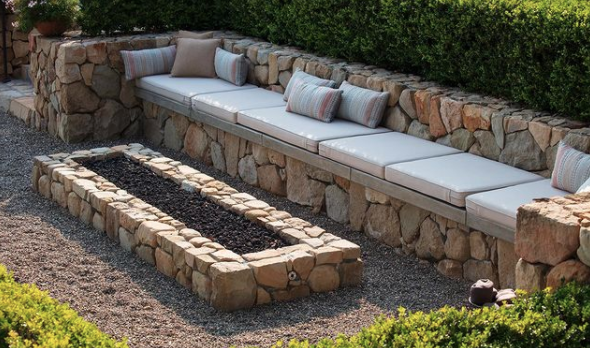 Summer tips on mixing indoor and outdoor spaces